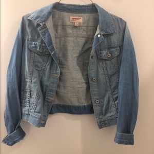 medium washed blue jean jacket